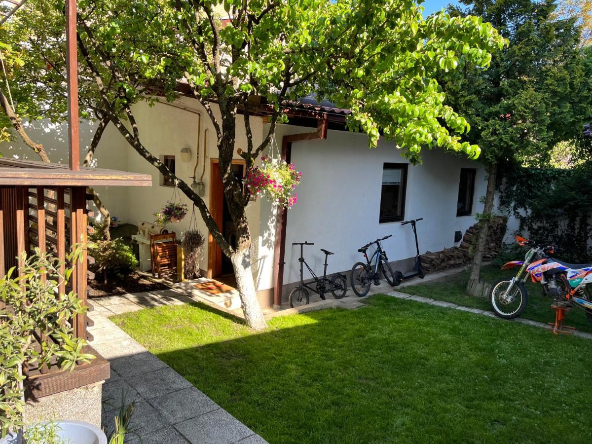 Apartments Music, Garden And Parking SJJ Exterior foto